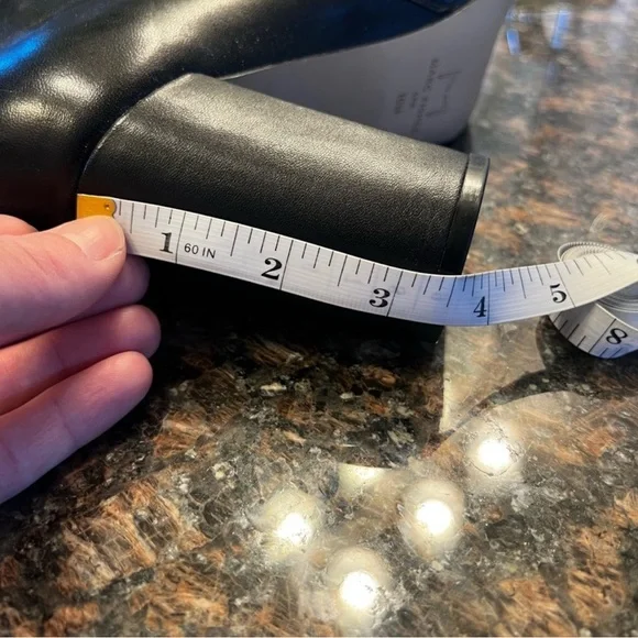 Marc Fisher Unno Point-Toe Leather Booties size 10 - Picture 11 of 11